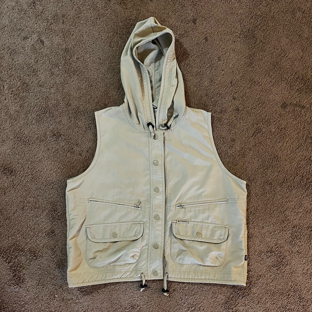 Women’s Vintage Columbia GRT Hiking Vest w/ Hood